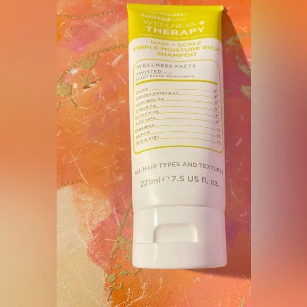 💥Twisted sisters wellness + therapy Hair and scalp triple moisture rich Shampoo